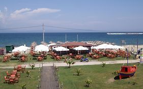 Mare Beach Apartments
